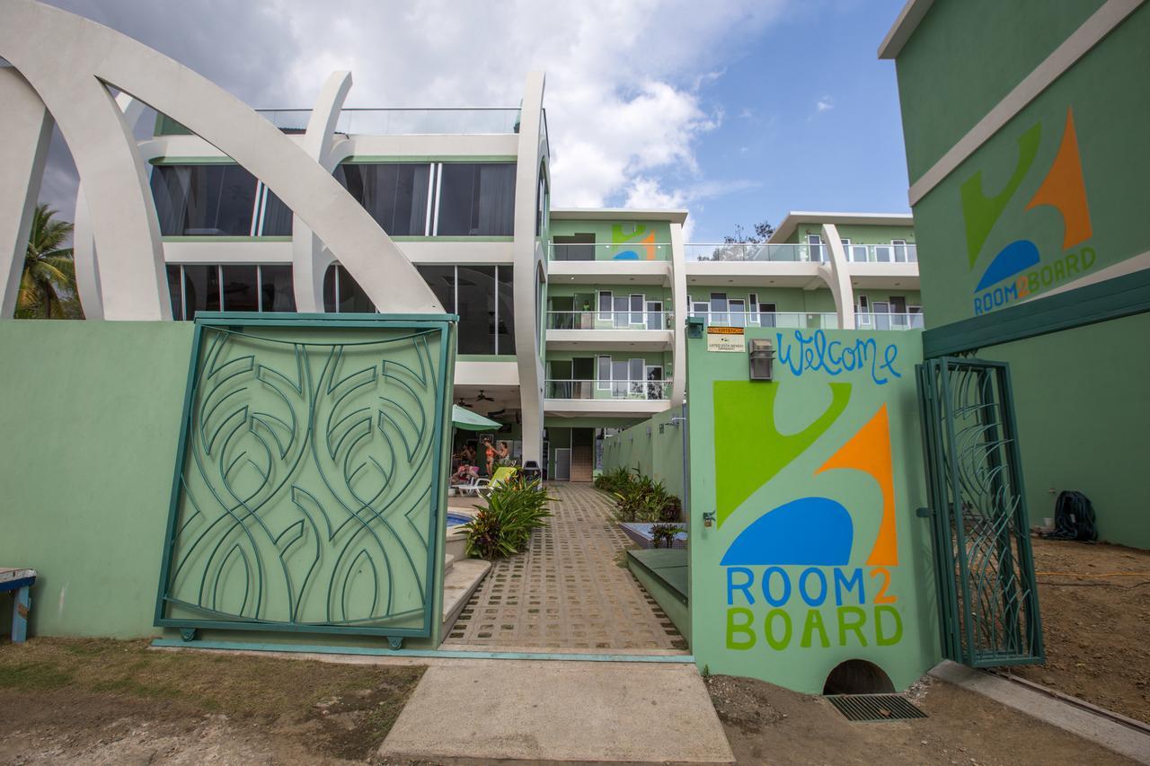 Room2board And Surf School Hostel Jaco