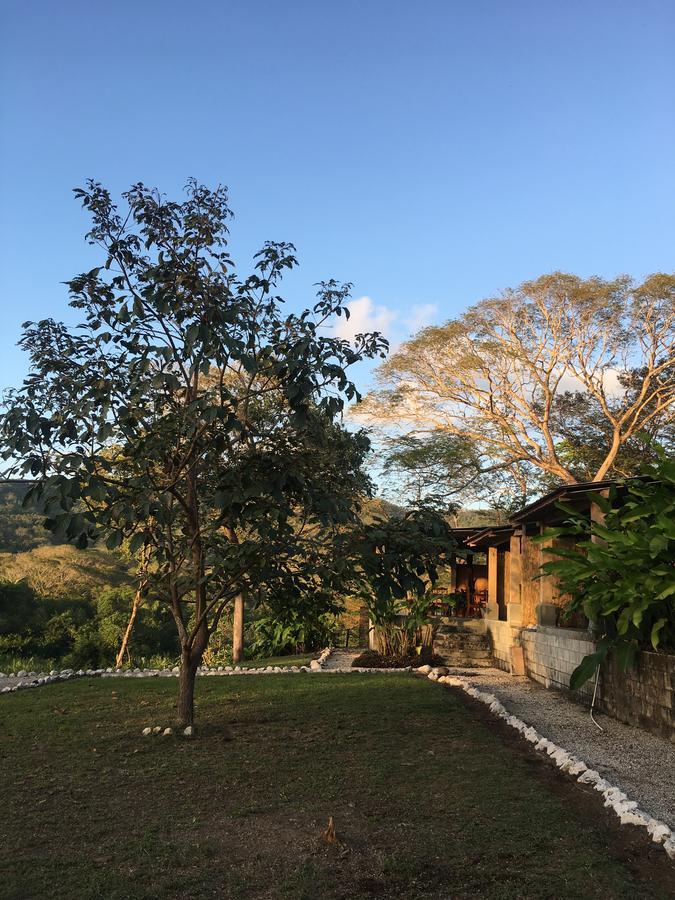 Bed & Breakfast La Puerto Carrillo