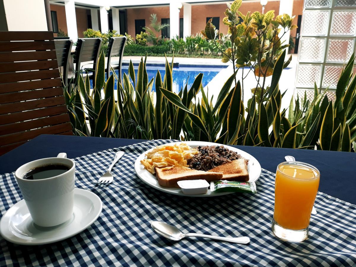 Rincon Del Llano Hotel 3*