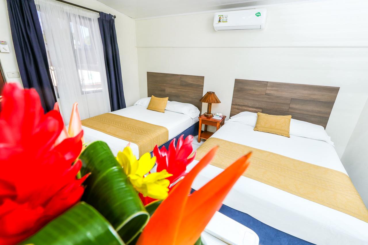 Flor Blanca Hotel