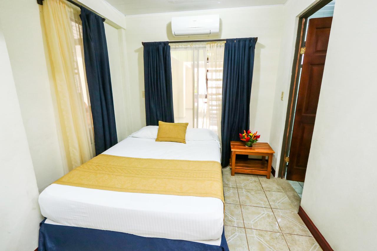 Hotel Flor Blanca Manuel Antonio