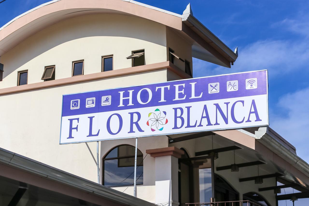 Flor Blanca Hotel 2*