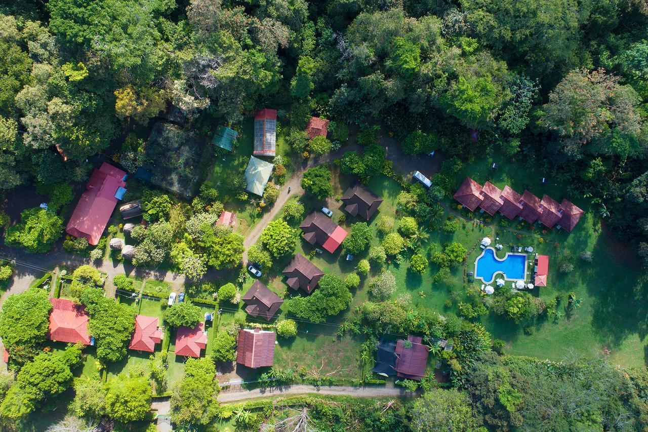 Lodge Hacienda Baru *