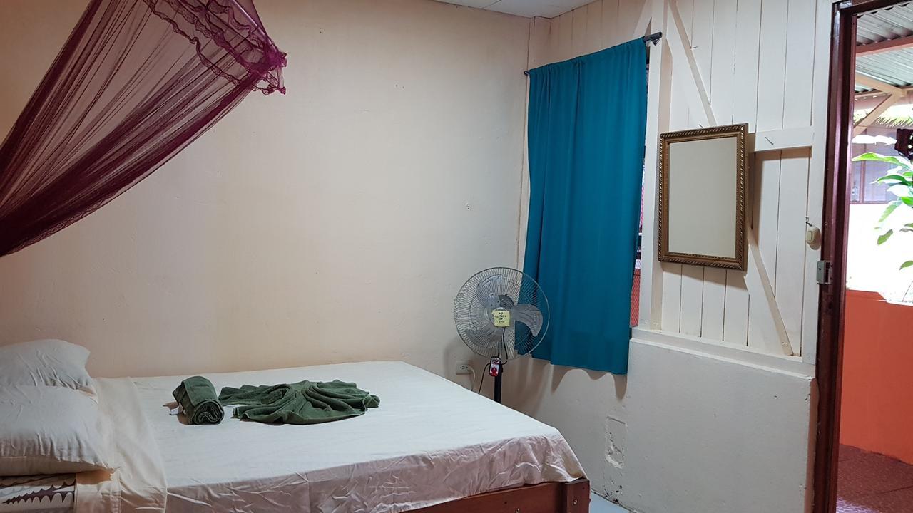 Hostel Martinas Place Drake Bay