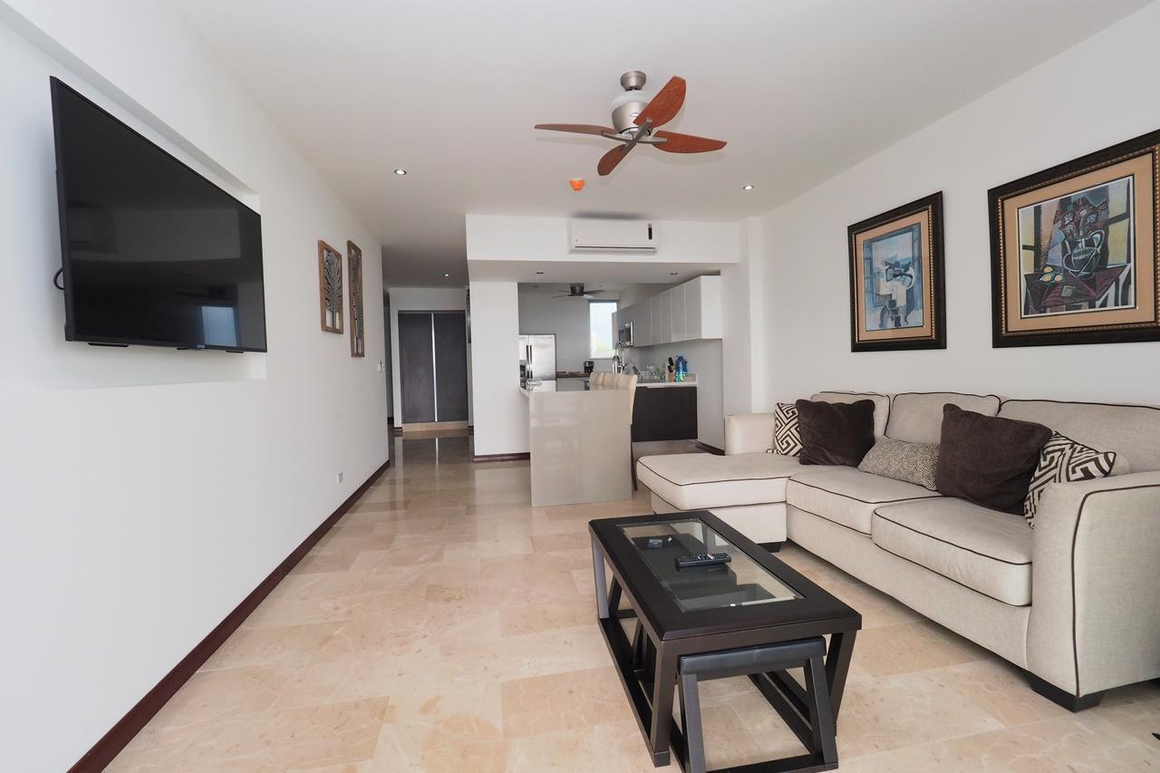 Breakwater Beachfront 603