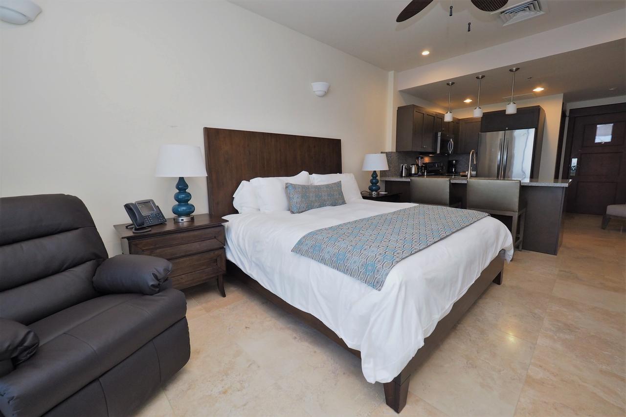 Apartment Premium Oceanfront 7701 *