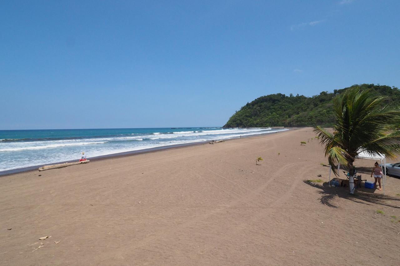 Apartment Breakwater Beachfront 603