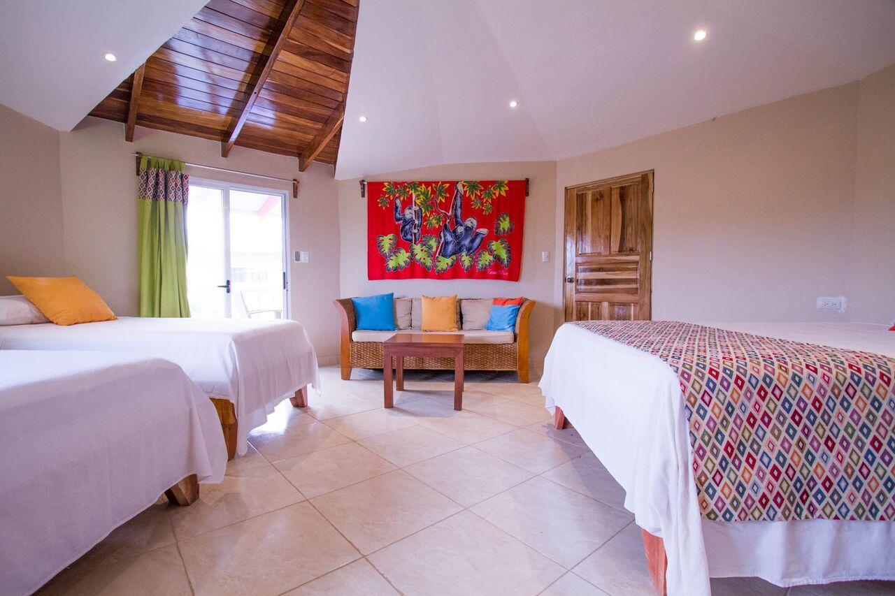 Tamarindo Village Hotel 3*
