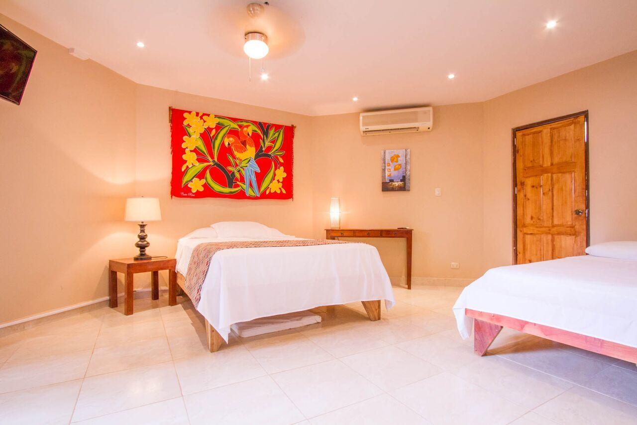 Hotel Tamarindo Village Hotel
