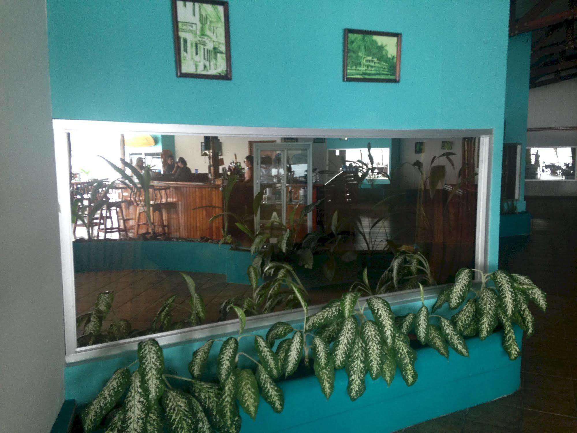 Hotel Fish Hook Marina 2*