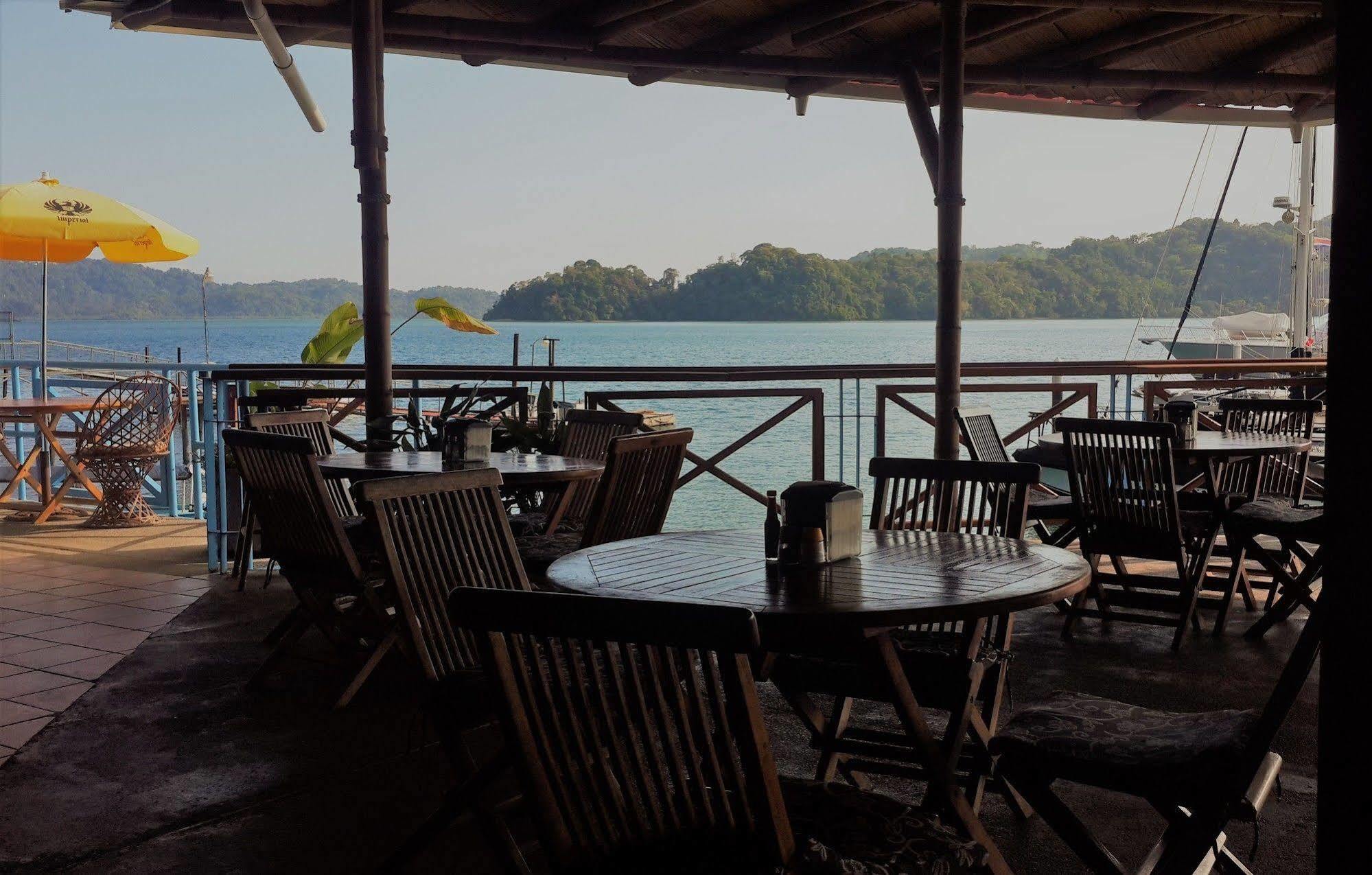 Fish Hook Marina Hotel 2*