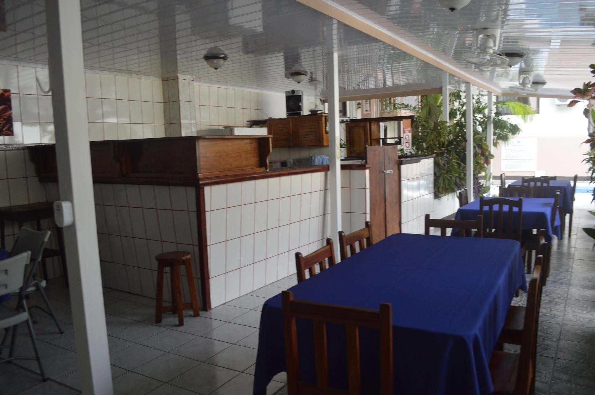 Flor Blanca Hotel 2*