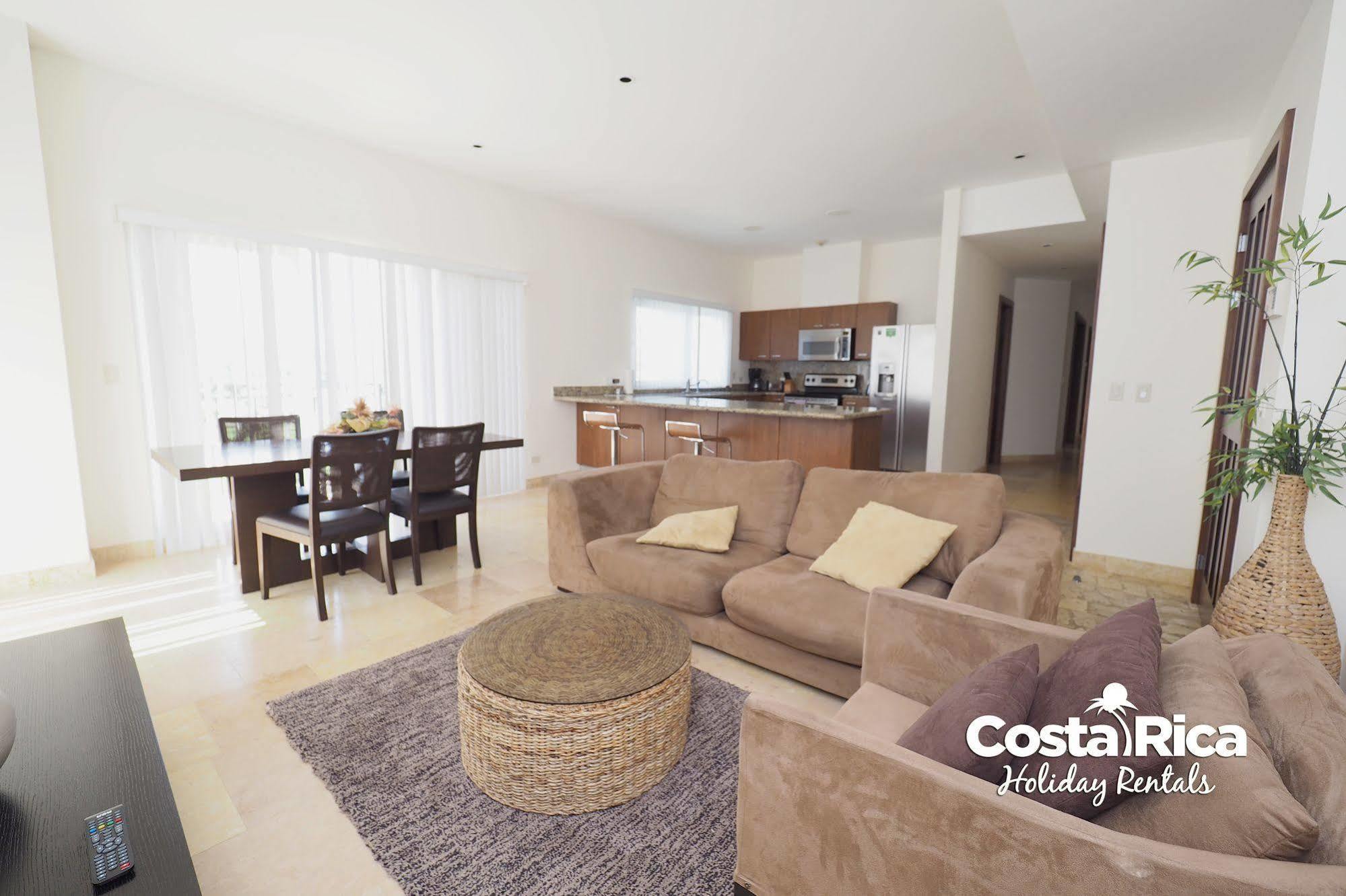 Acqua Residences 3*