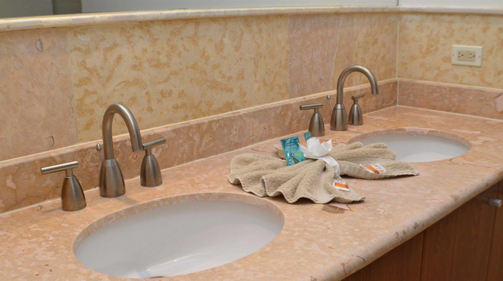 Acqua Residences Aparthotel Jaco