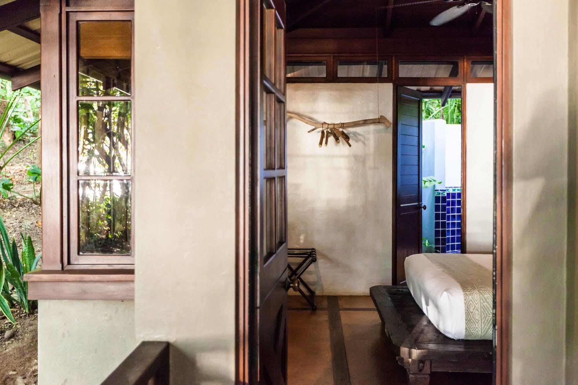 Latitude 10 Exclusive Beach Hotel 4*
