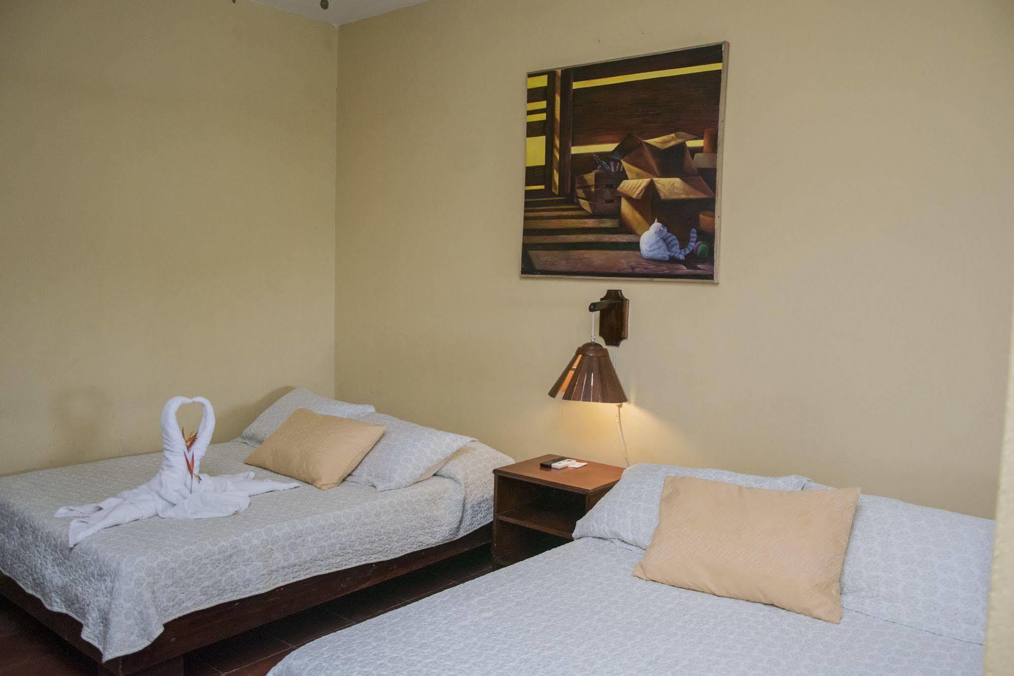Hotel Condominio El Parque 3*