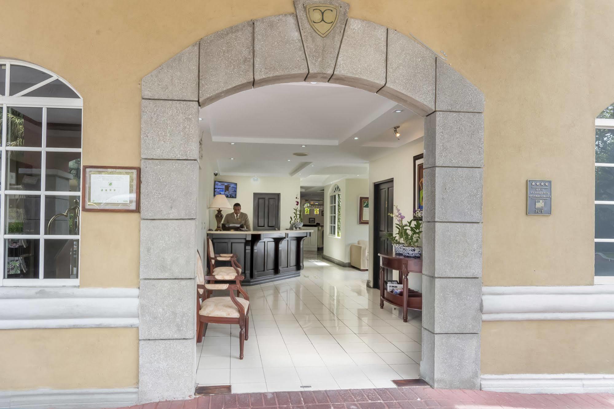 Casa Conde & 4*