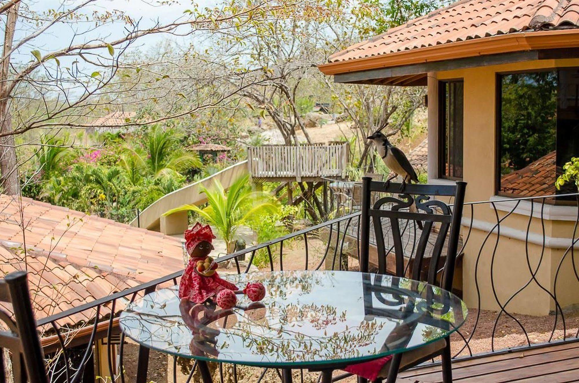 Villa Hermosa Heights *