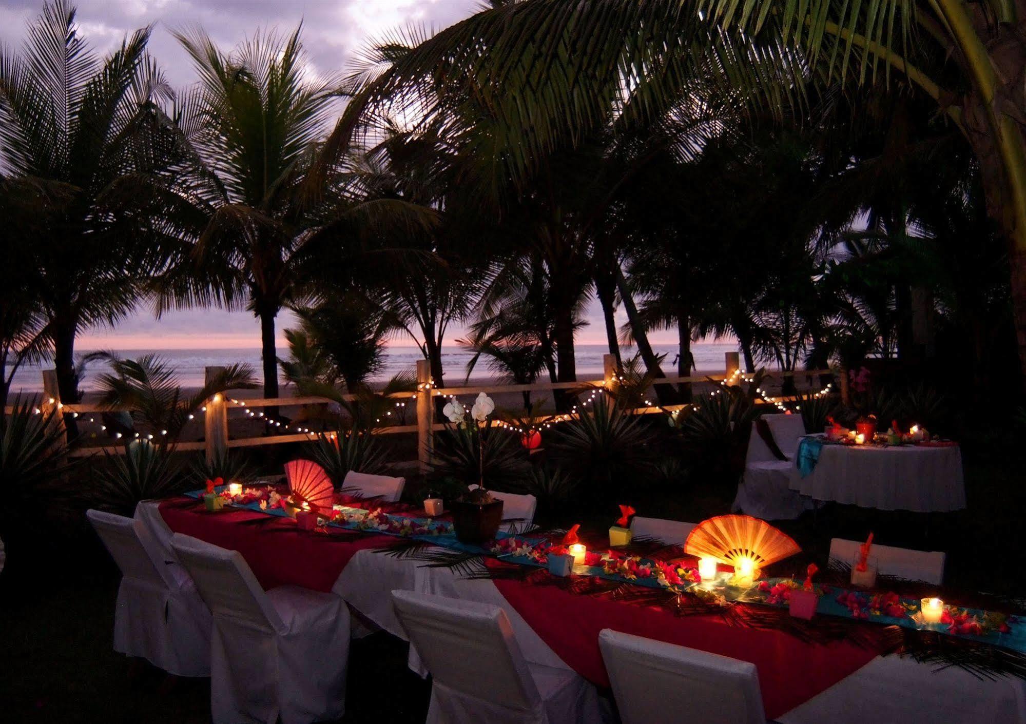 Encantada Ocean Bed & Breakfast 3*