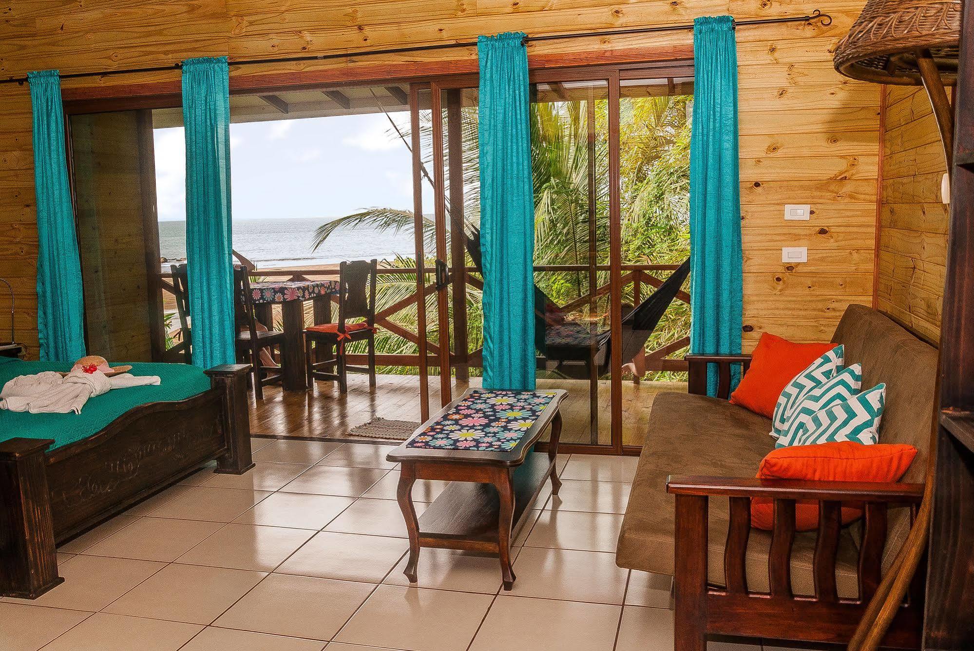 Pirate Cove 4*