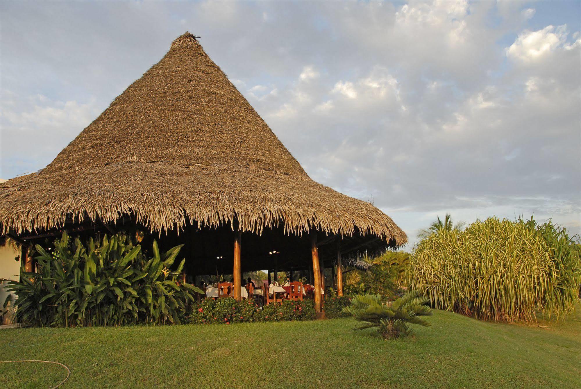 Guacamaya Lodge