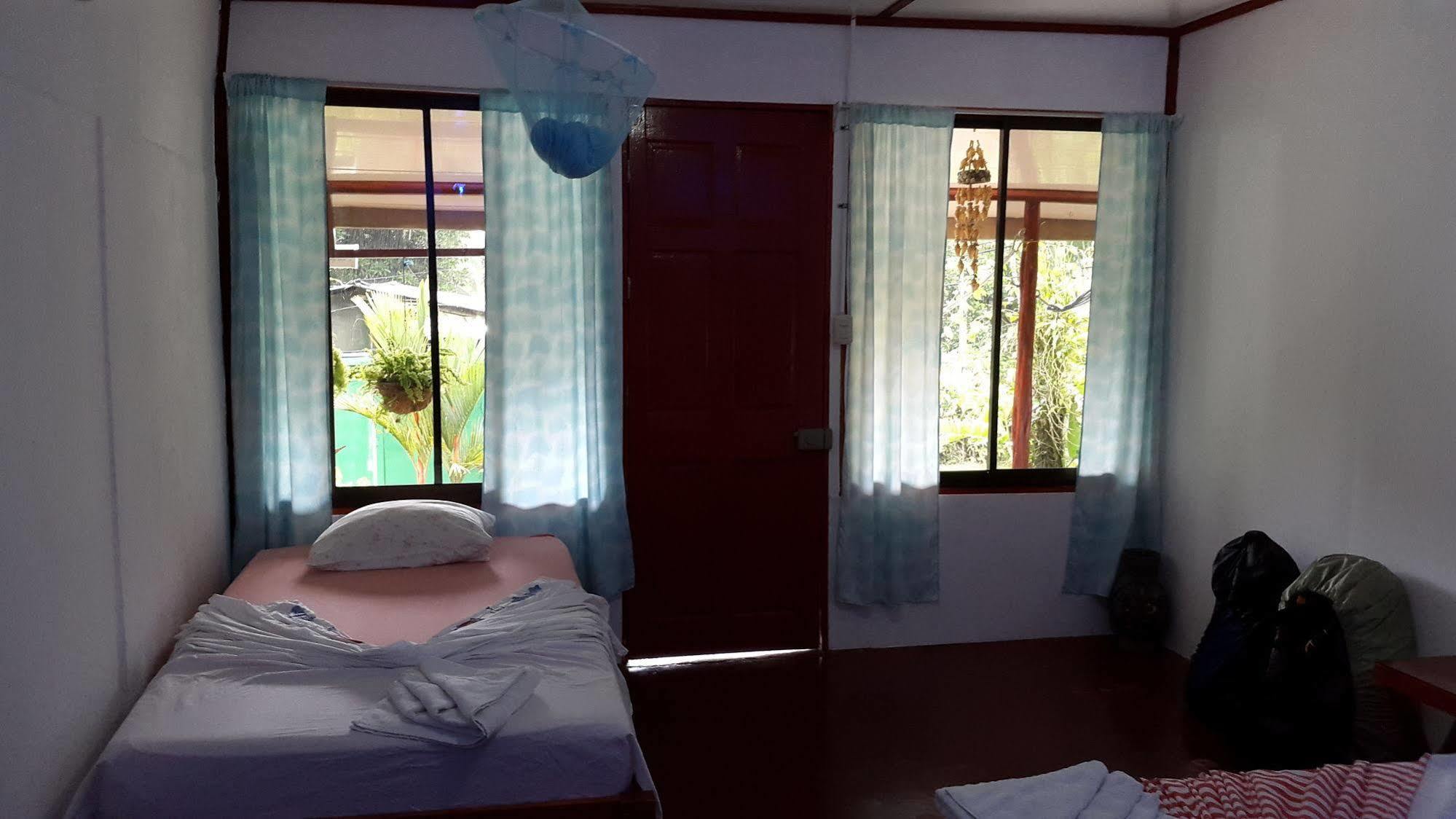 Hotel Cabinas Casa Miriam