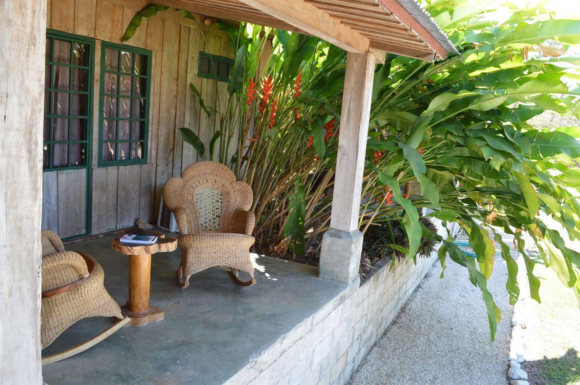 La Bed & Breakfast 3*