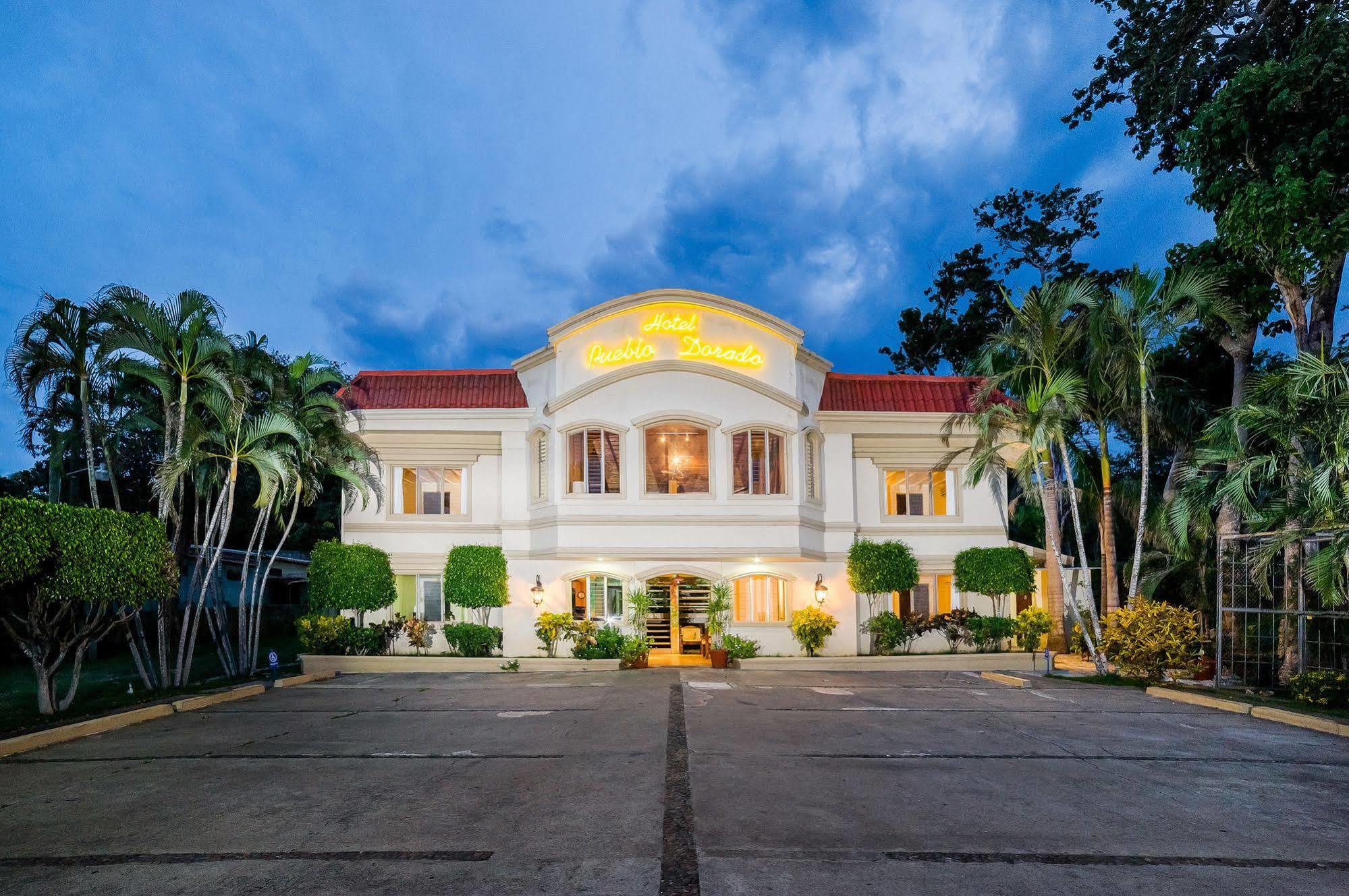 Hotel Pueblo Dorado Tamarindo