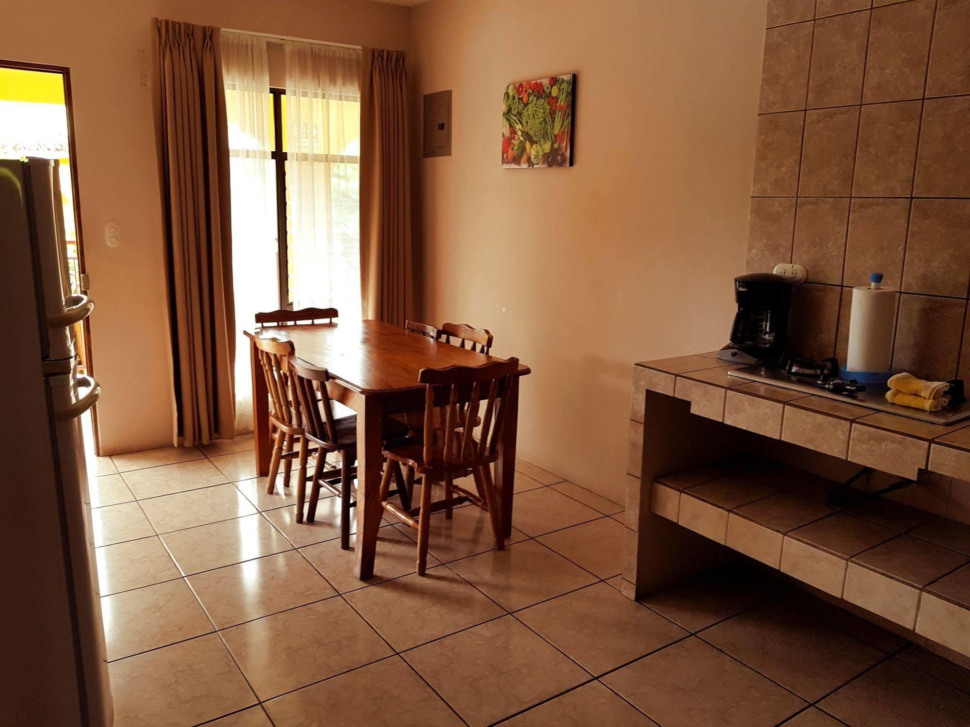 & Huetares Hotel Playa Hermosa (Guanacaste)