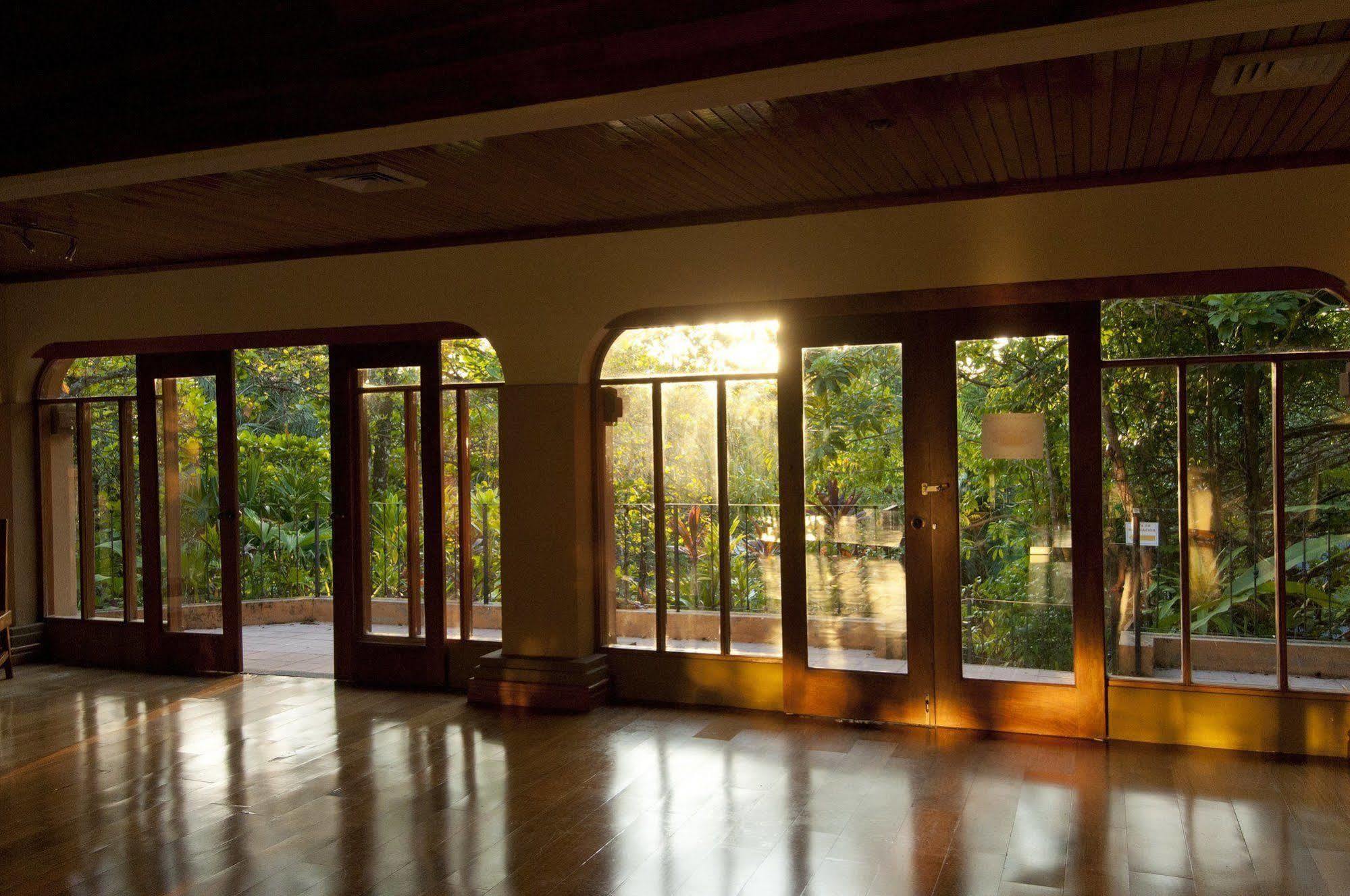 Hotel Docelunas