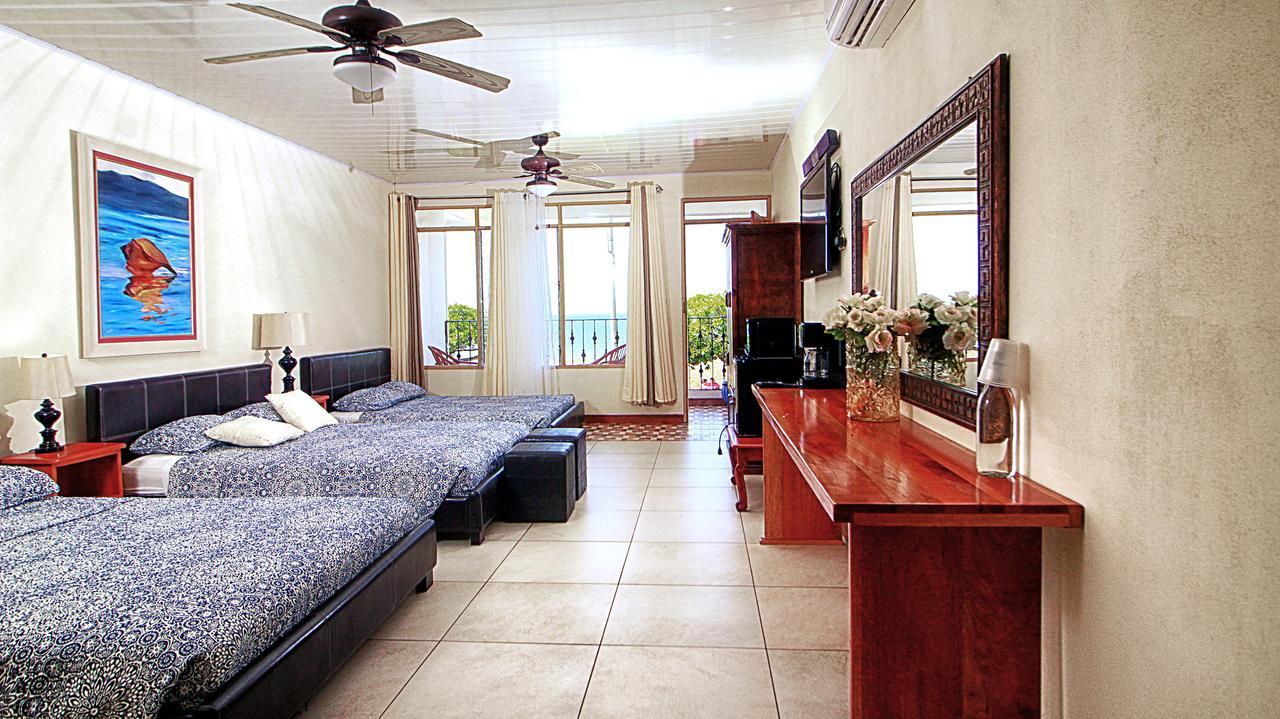 Brisas Hotel