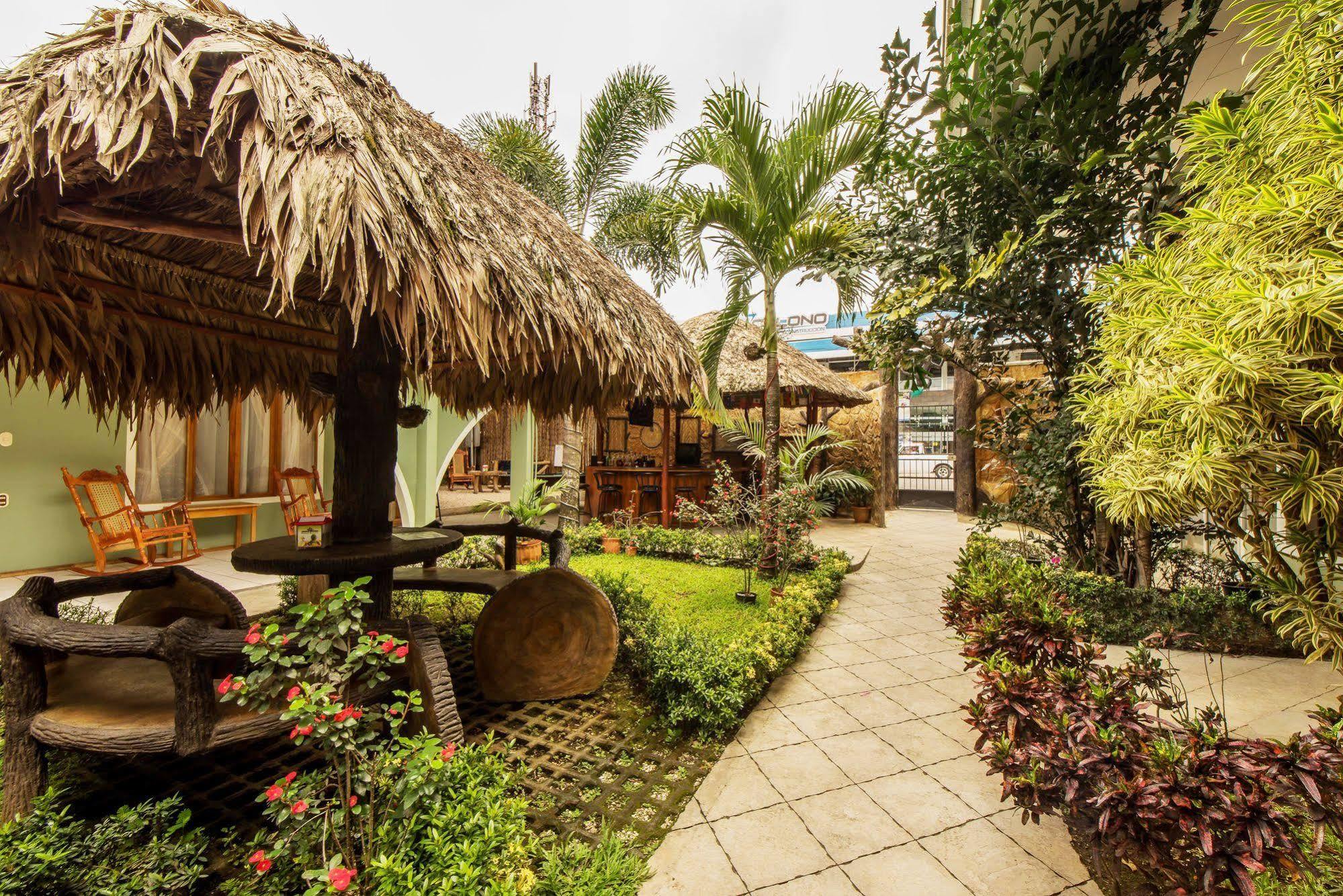 Hostel Backpackers La Fortuna