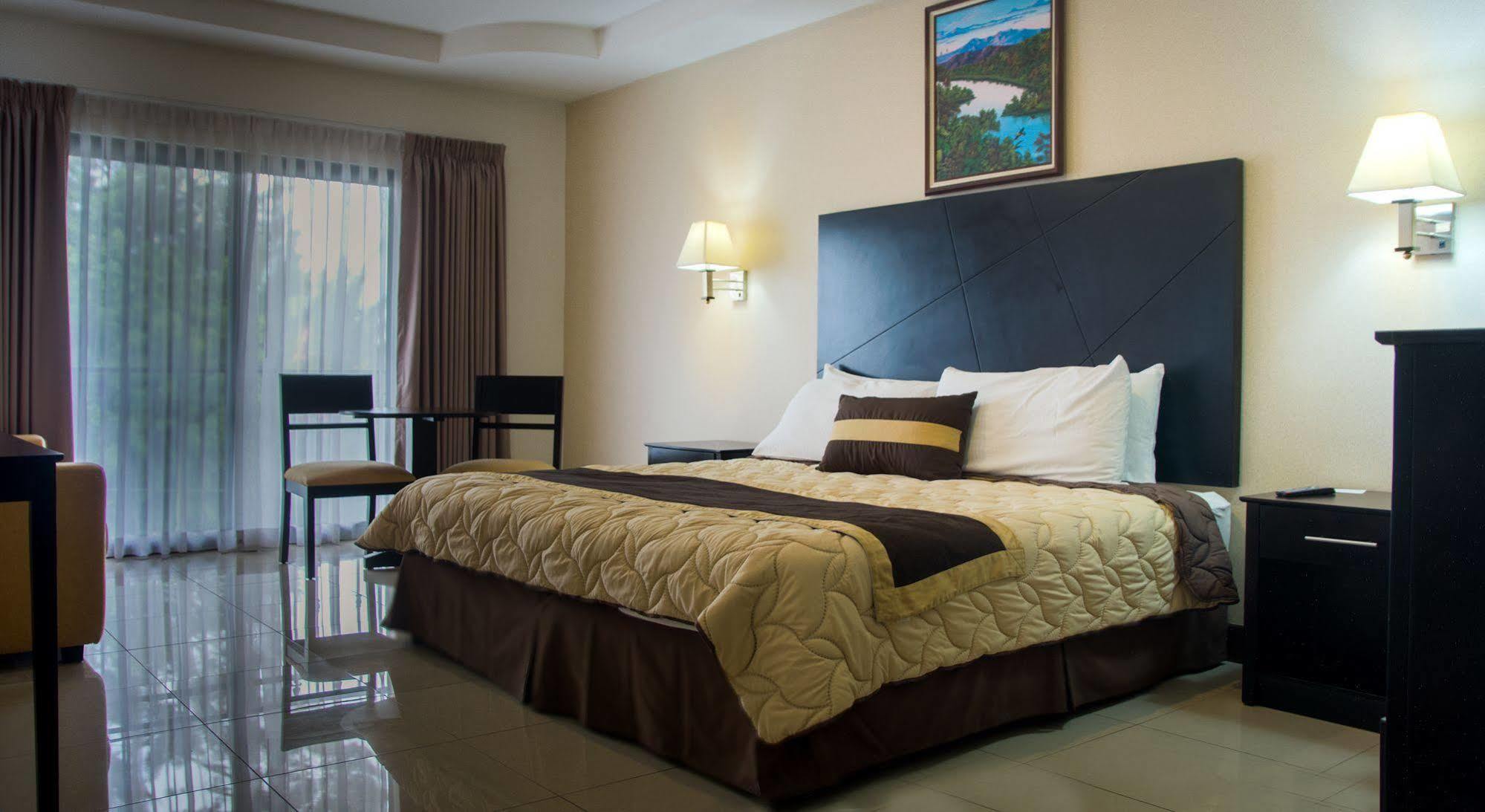Hotel Y Restaurante El Guarco Cartago