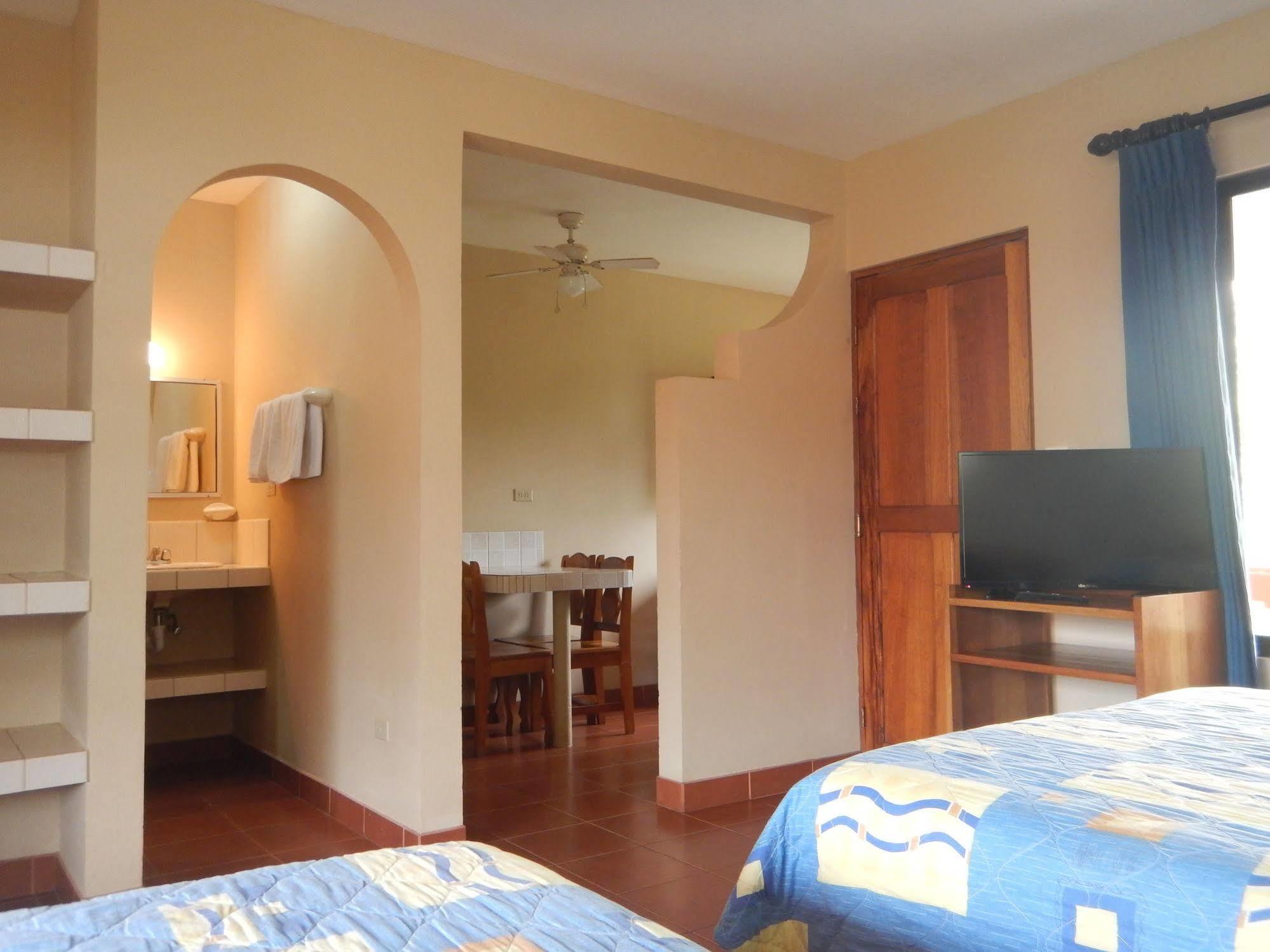 Apartotel Flamboyant Aparthotel 3*