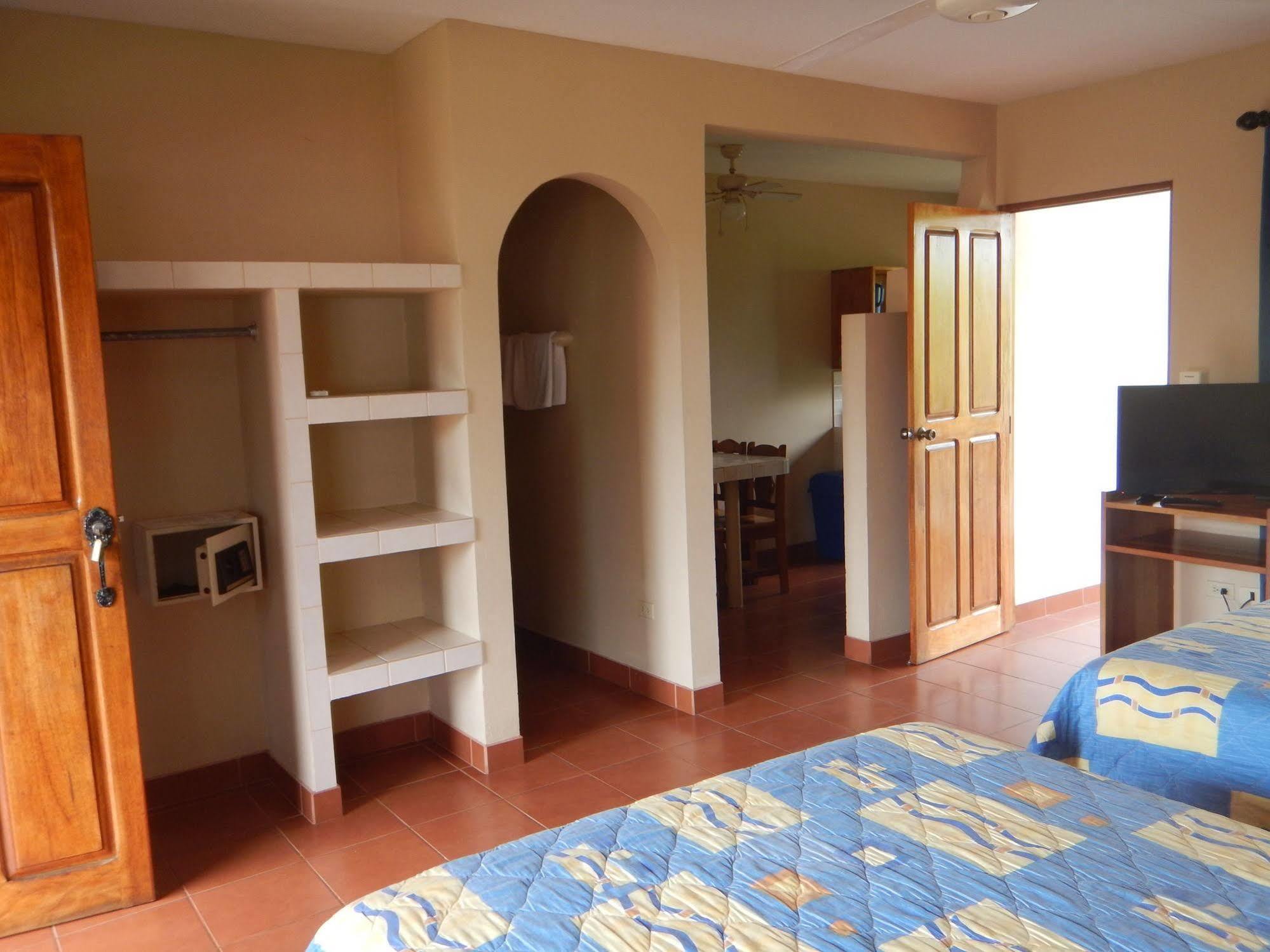 Apartotel Flamboyant Aparthotel 3*
