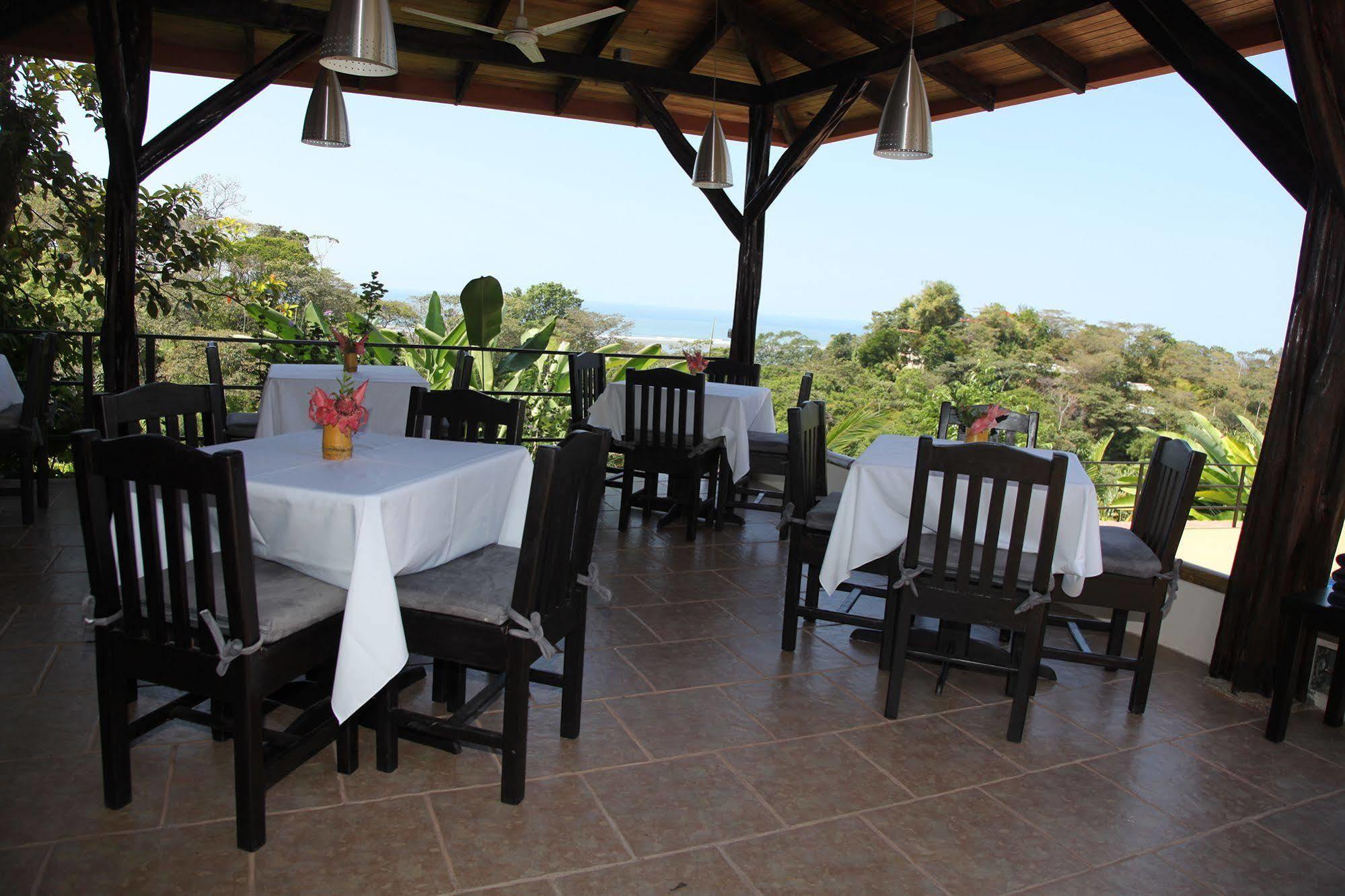 Hotel Alma De 3*