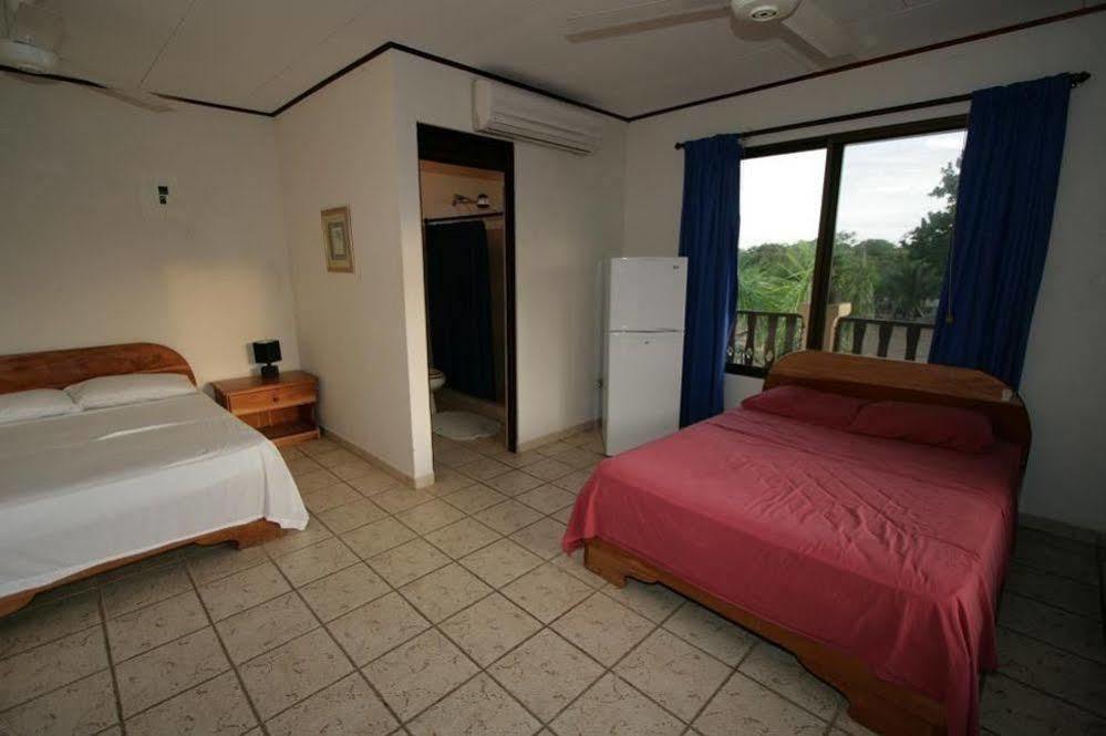 Blue Palm Hotel 2*