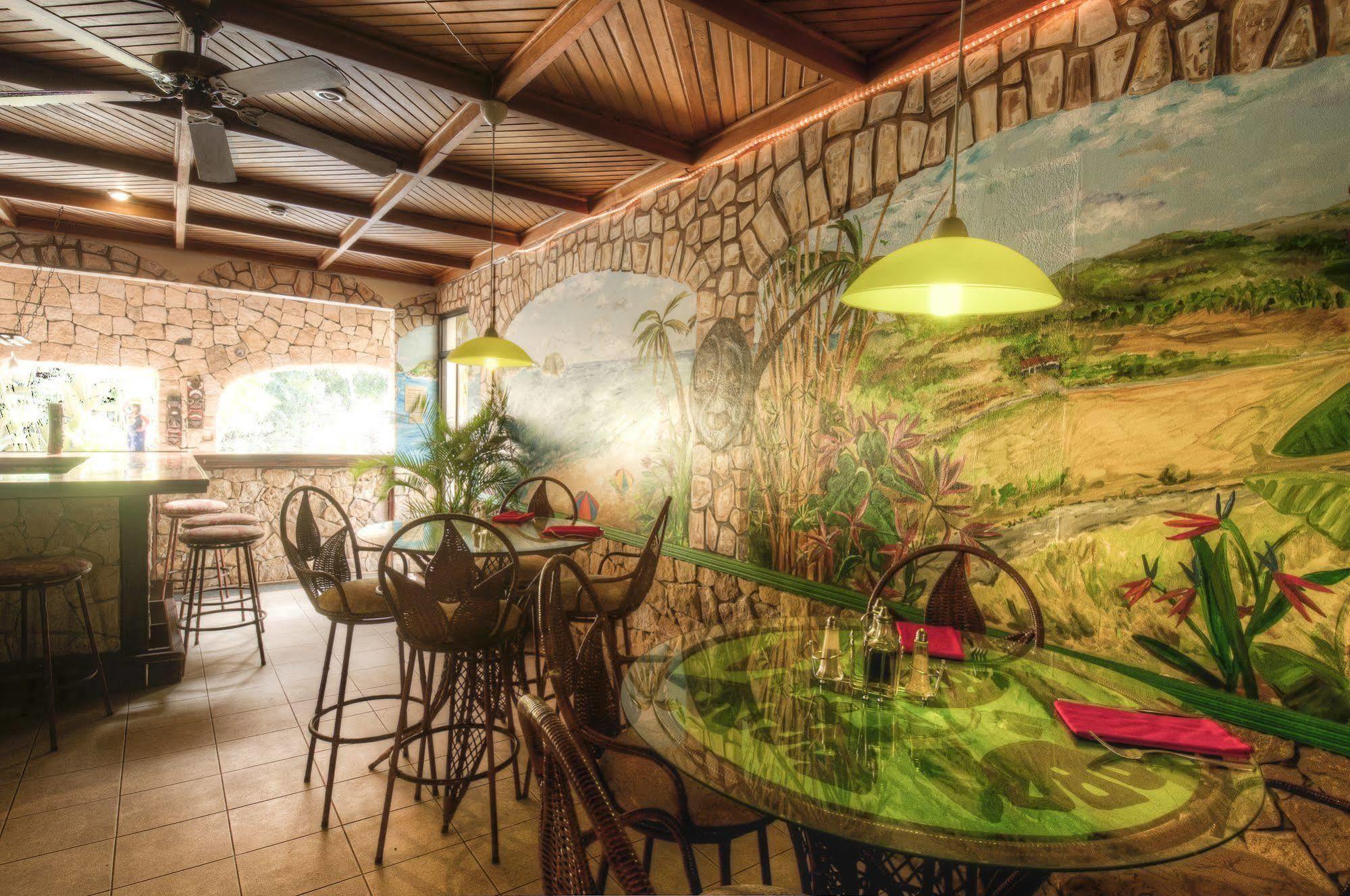 Adventure Hotel San Jose (San Jose)