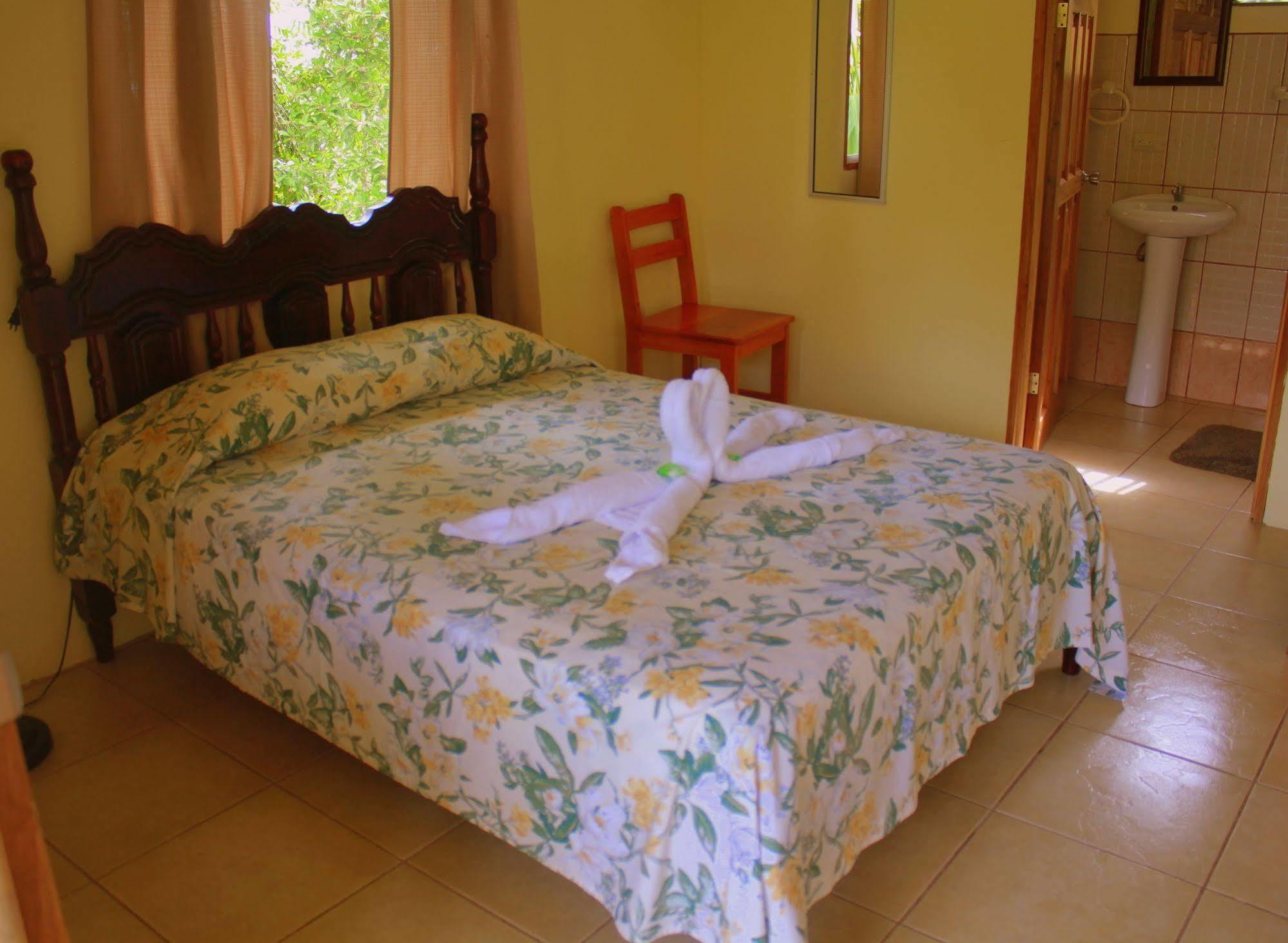 Loma Real Hot Springs Hotel
