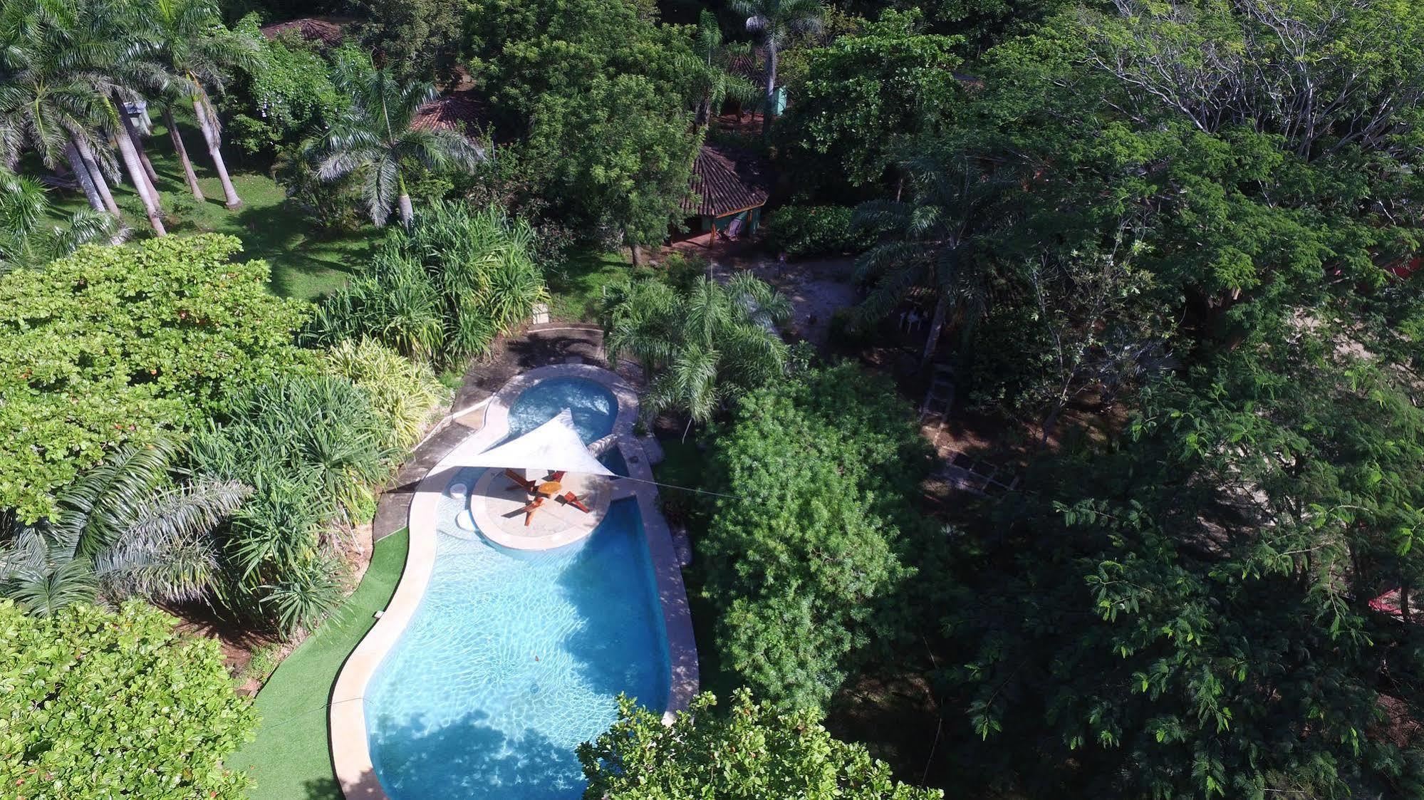 Mauna Loa Hotel