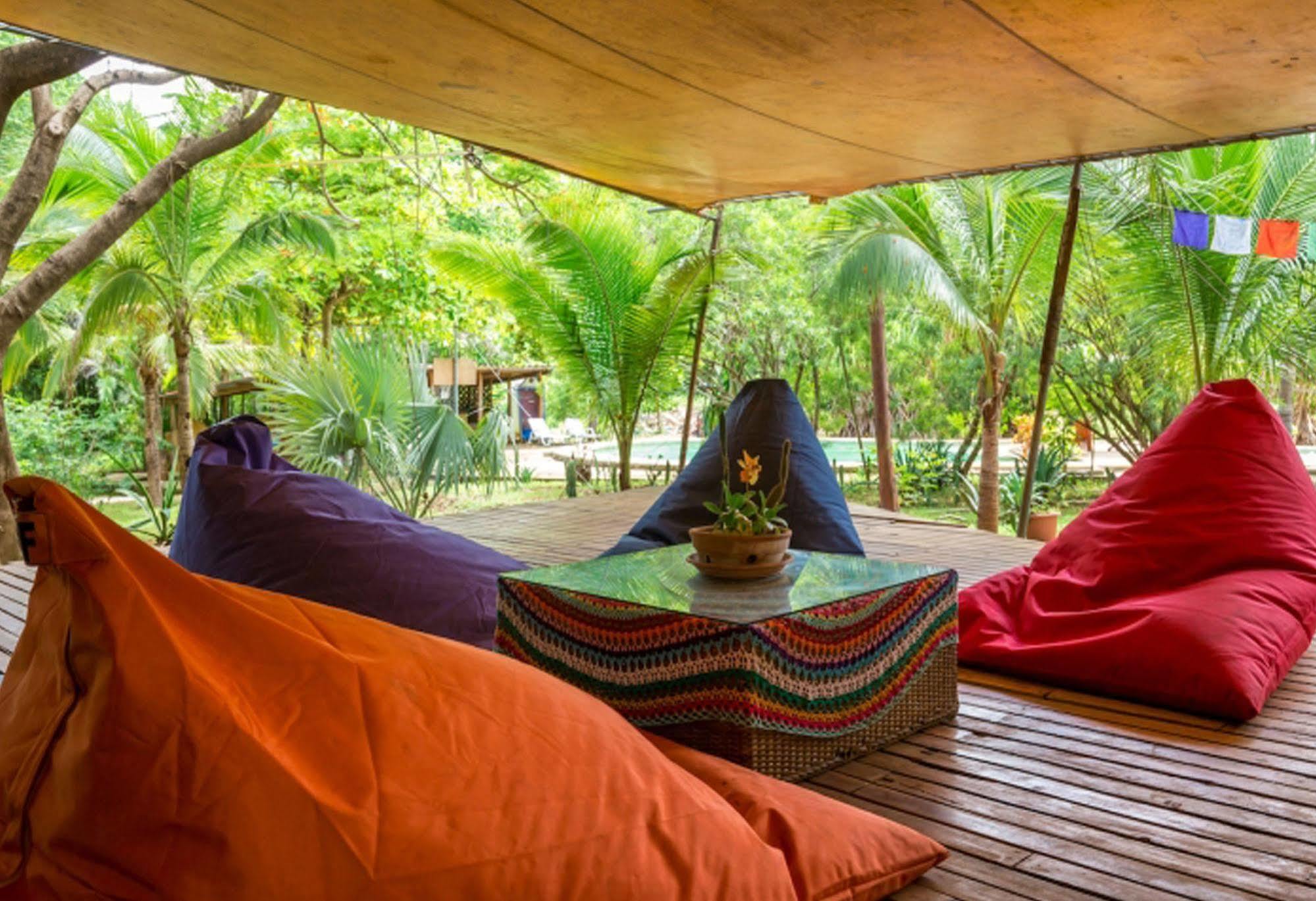 Hotel Mauna Loa 3*