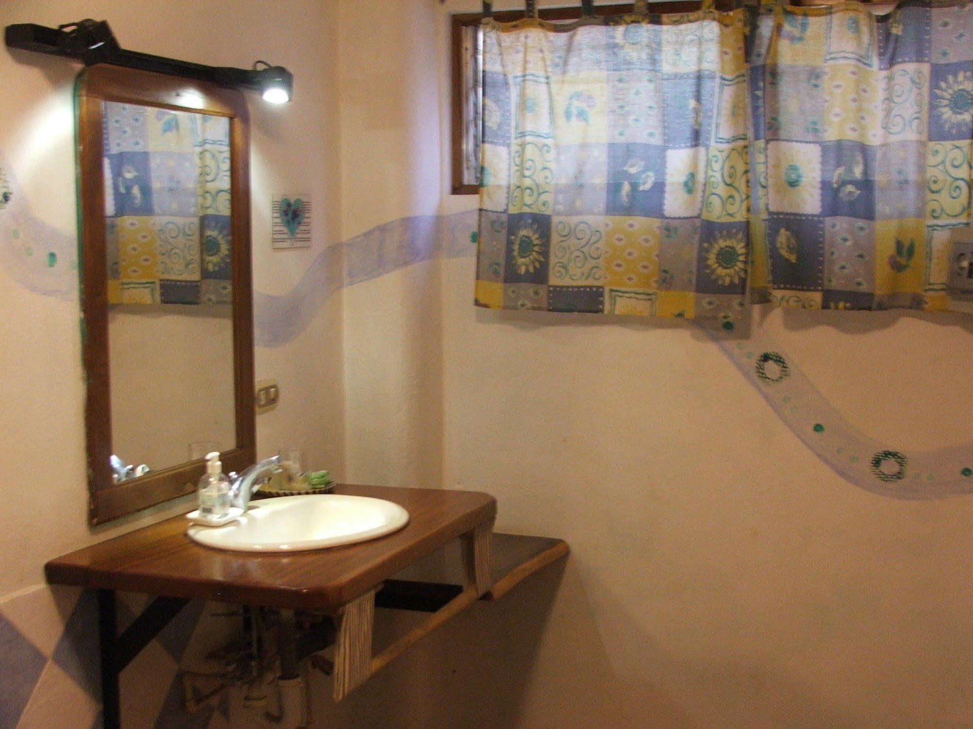 Luna Llena Bed & Breakfast