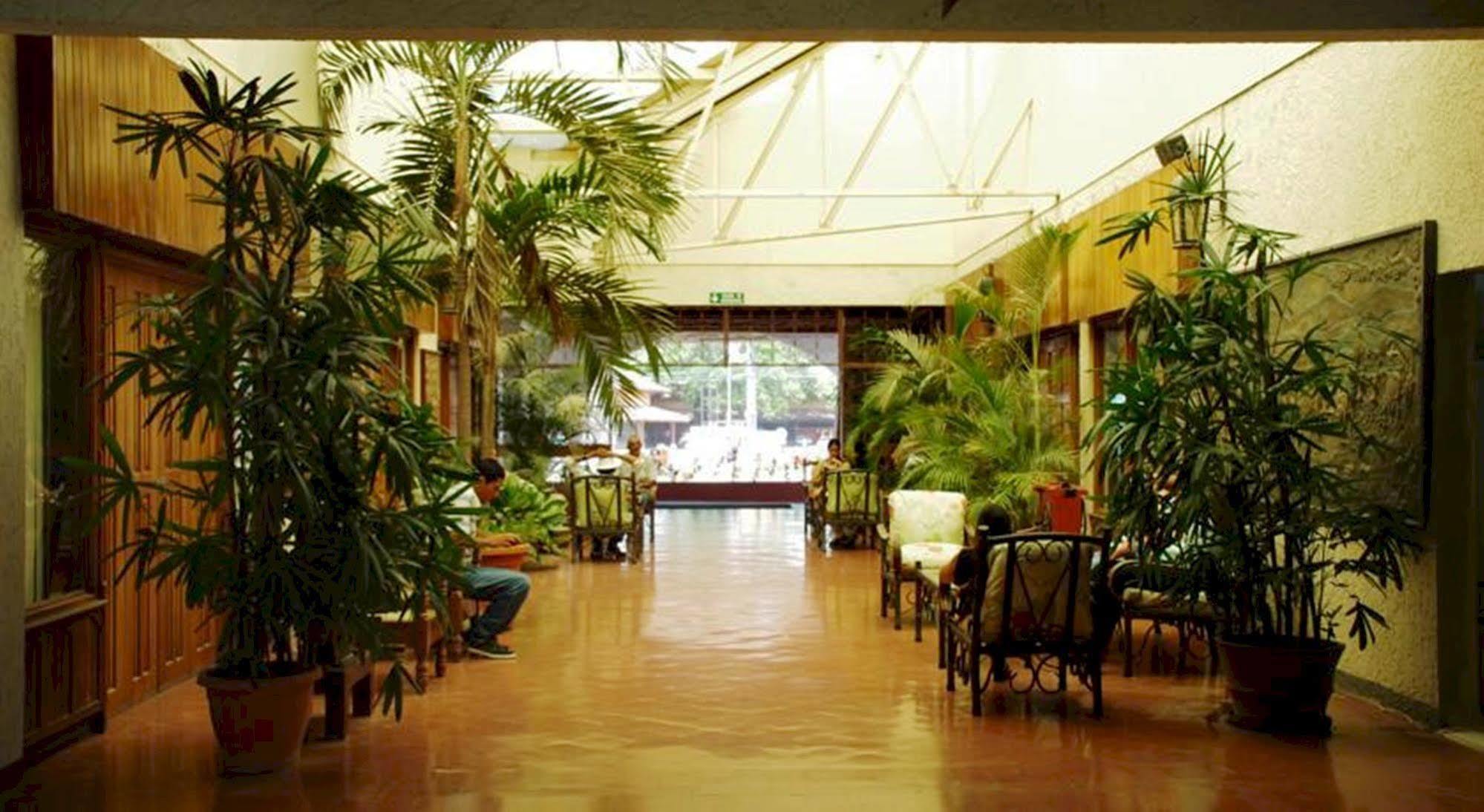 Hotel Boyeros 3*