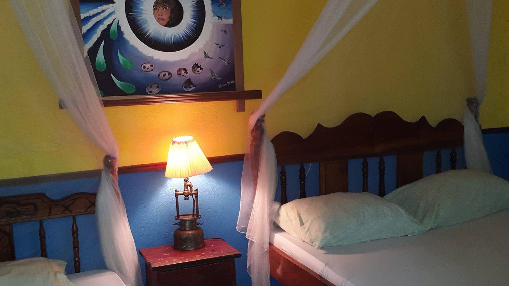 Inn La Del Tope 2*