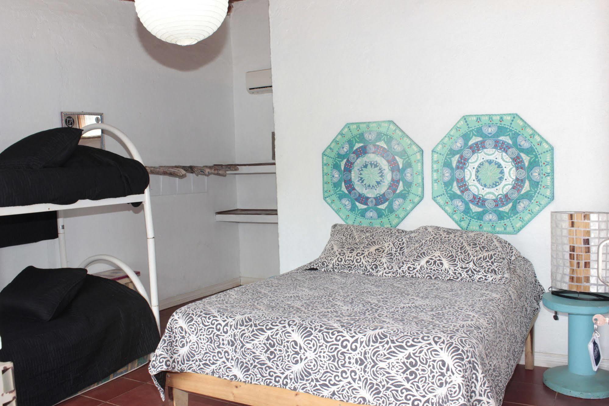 Hostel La Botella De Leche *