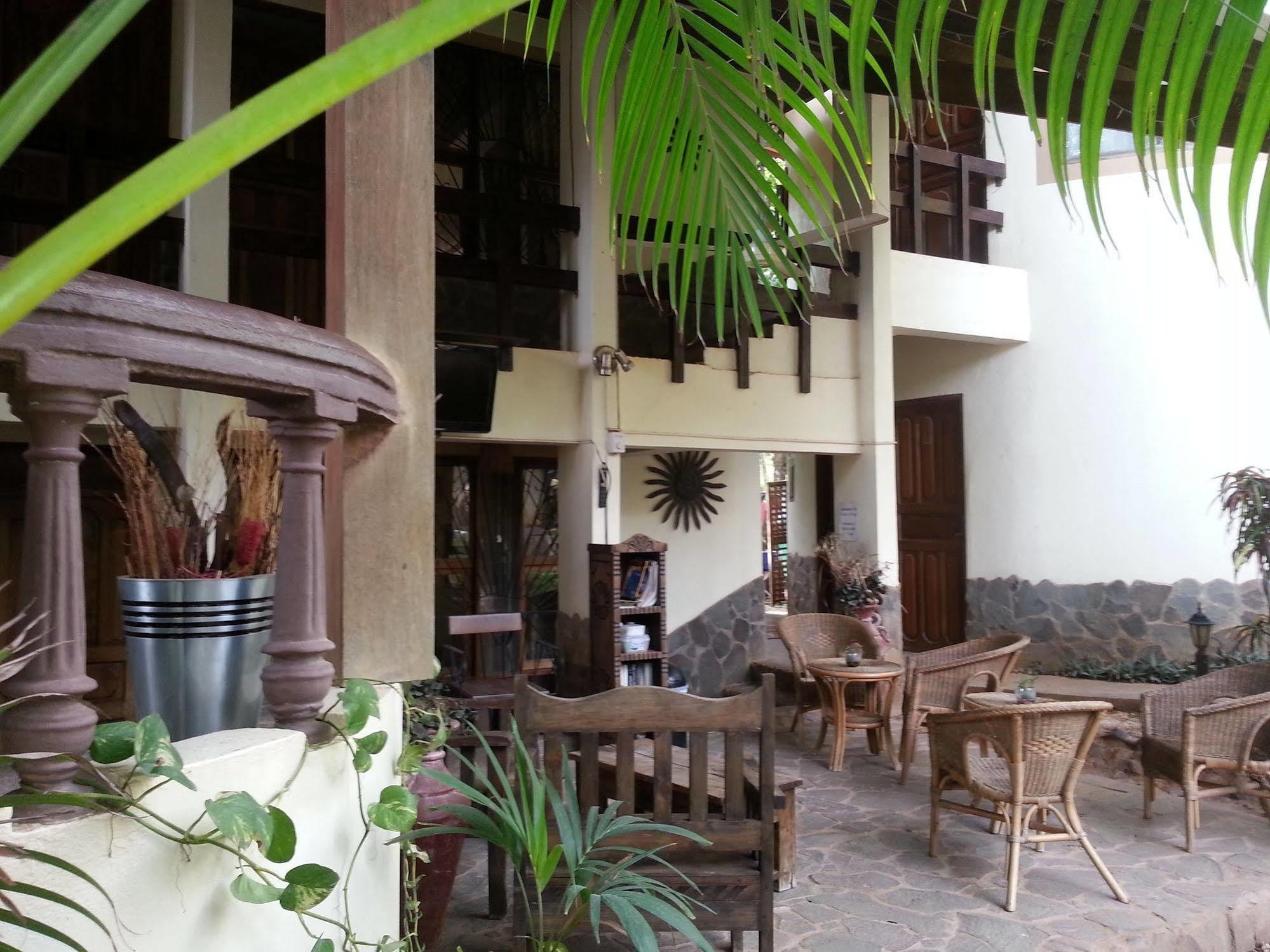 Hotel Mamiri 3*
