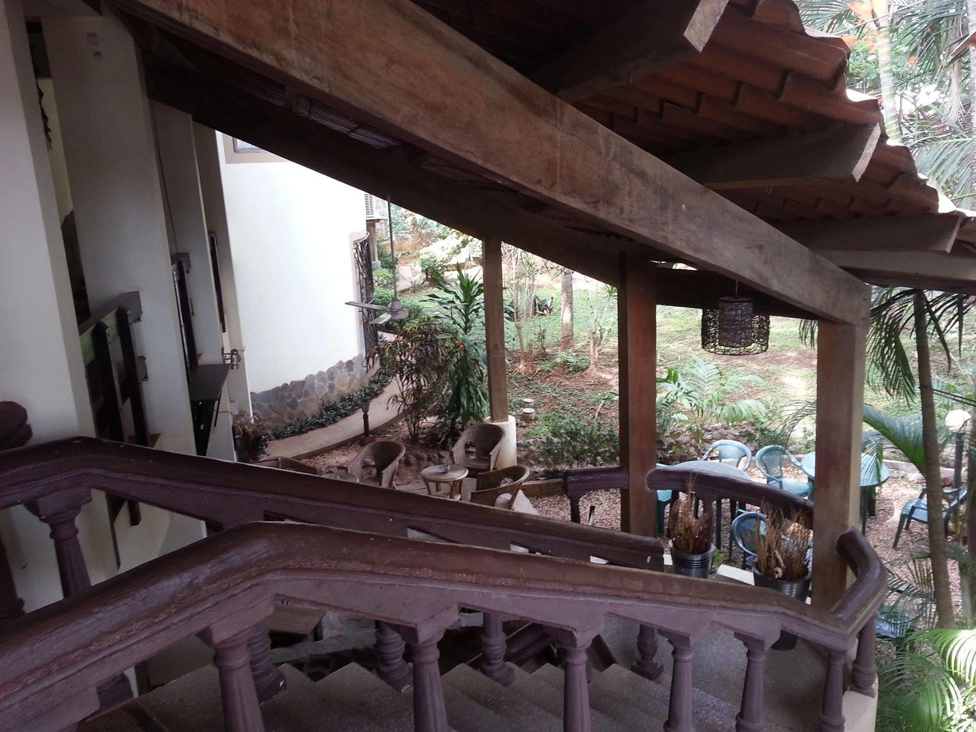 Hotel Mamiri