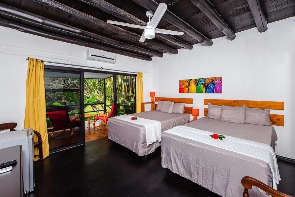 Hacienda Jj Bed & Breakfast Tamarindo