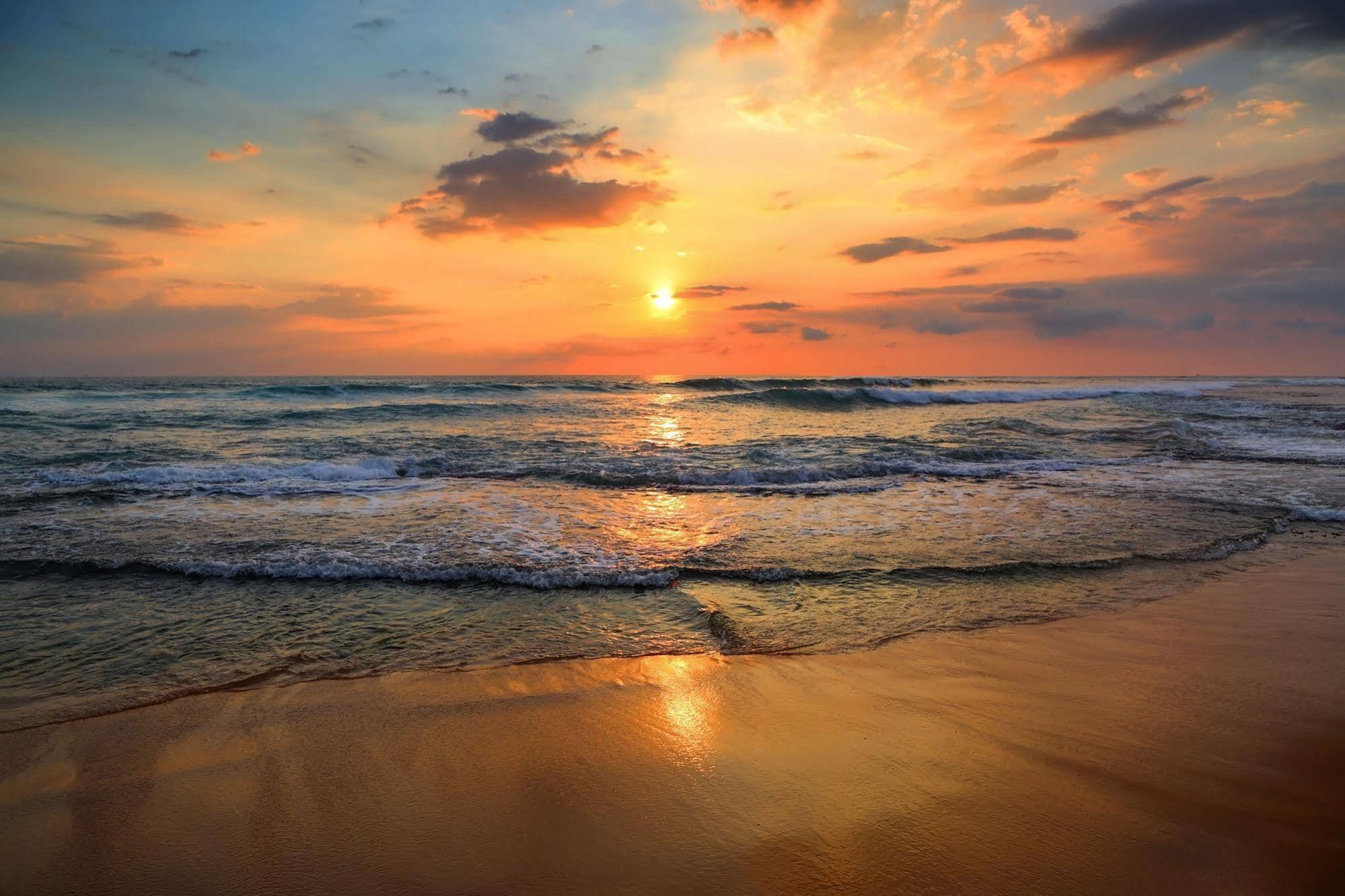 Dos Monos 2* Playa Bejuco (Guanacaste)