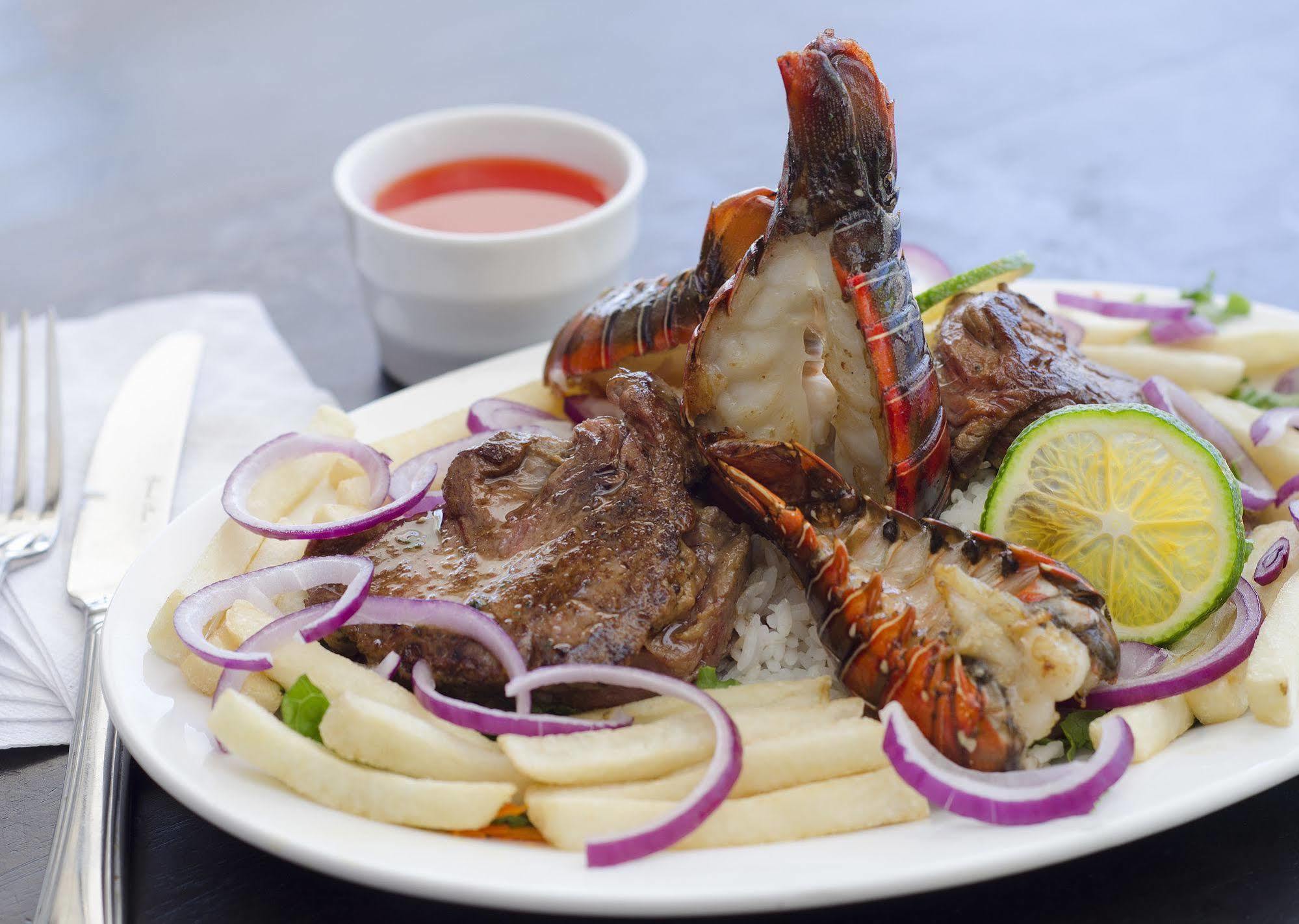 Hotel Puntarenas Beach 4*